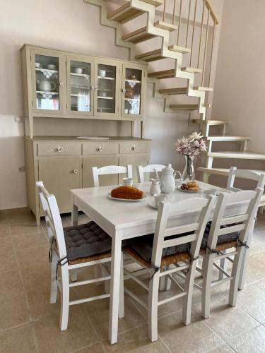 Rebekka's HOUSE in Itanos