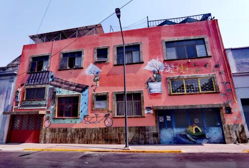 The Roof Backpackers