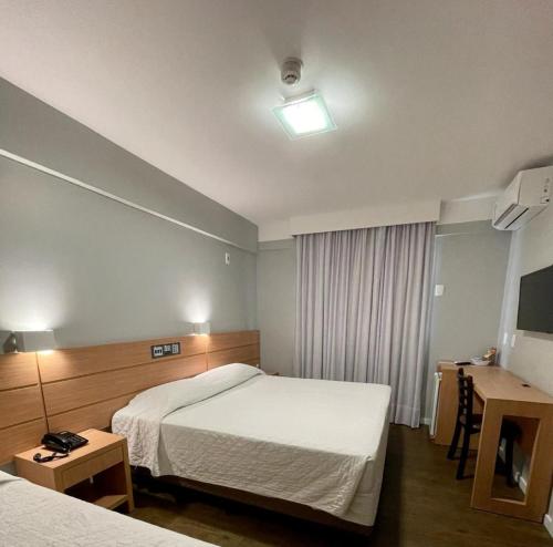 Deluxe Triple Room image 9