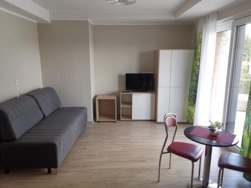 Apartamenty nad jeziorem , RAFFA