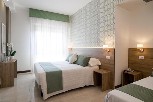 Rome Hotel Pacific 3-Star Hotel suite