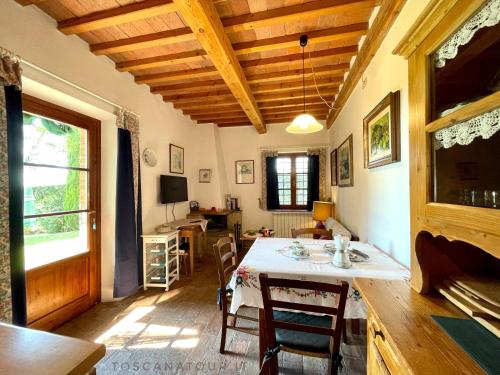 Konyha, Podere Morena with sea view, private garden, by ToscanaTour Luca in Guardistallo