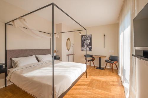 Plaza Lago di Garda Rooms - Rooftop, Lakeview & Jacuzzi 3