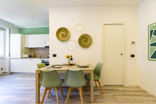 köök, Green Pearl ✰✰✰✰✰ Appartamento a 100 metri dal lago in Arona
