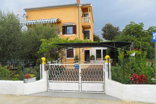 Apartment Kozino 3