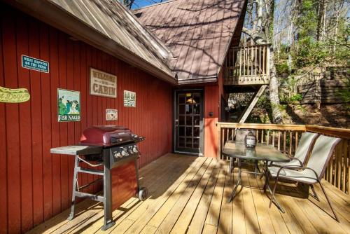 Bear View Chalet with hot tub and near Ober thumb 2