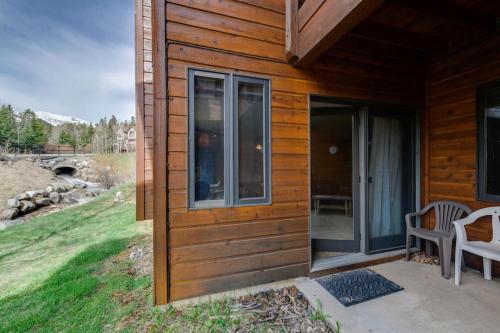 Tyra Streamside 238 Tyra Streamside 238