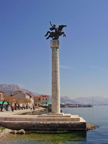  Apartment in Kaštel Sucurac with sea view, balcony, air conditioning, Wi-Fi (585-3), Unterkunft in Kaštela