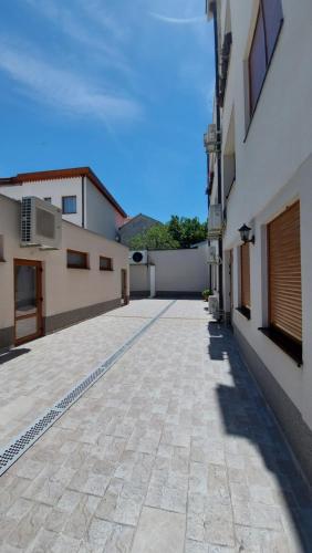 Apartments Kapetanovina - image 8