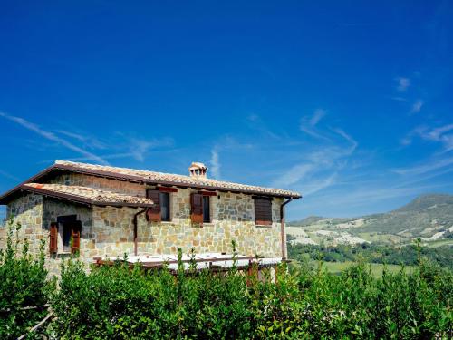  Elegant villa in Palazzata with Country Views in Serralta