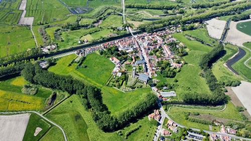 Damse Paveljoentje comfort en uitzicht in Damme