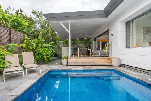 Kaylani Beach House 1