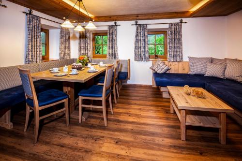 Wiesenhäusl (Wiesenhausl) in 比紹夫斯維森鎮中心