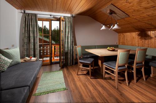 Wiesenhäusl (Wiesenhausl) in 比紹夫斯維森鎮中心