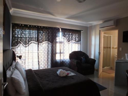 1 queen bed