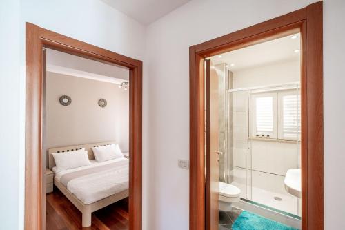 Lorena Suite with private pool 5