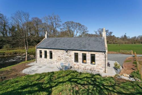 Laundry Cottage, River Doon fishing