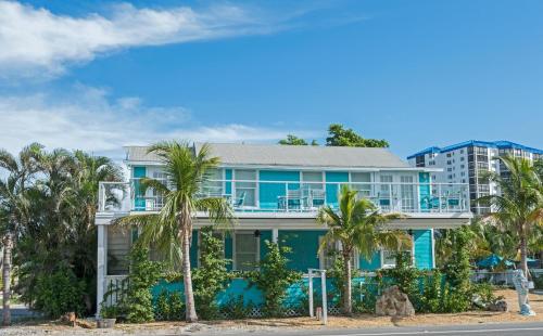 Oceanic Estate #6