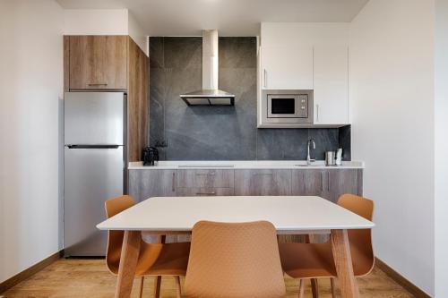  TH Apartments by Como en Casa in A Coruña