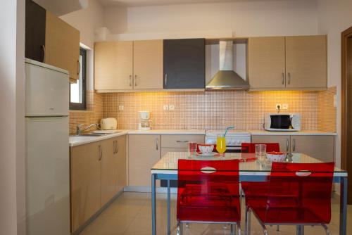 Caravella Luxury Apartments 5
