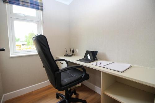 Hollicarrs - Dragonfly Lodge Hollicarrs - Dragonfly Lodge