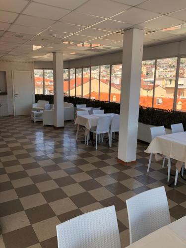 Hotel Belvedere - image 8
