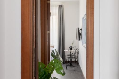 Residenza Vaticana - image 14