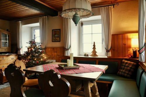 Romantische Ferienhütte Nationalpark Kalkalpen, sonnig, 2 Schlafzimmer, Wlan