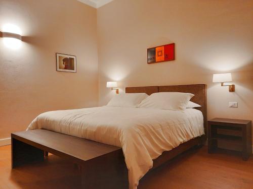 Superior Double or Twin Room with Terrace image 4