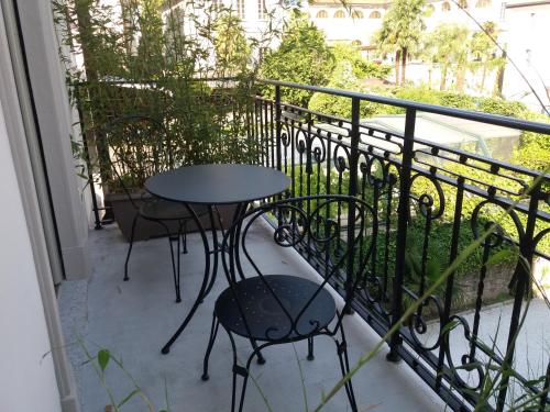 Superior Double or Twin Room with Terrace image 1