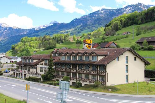 Hotel Postillon - Buochs