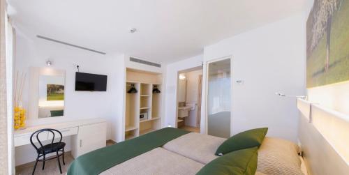 Hostal Marí - image 8