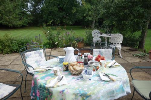 餐饮, St Michaels House in 波吉尔