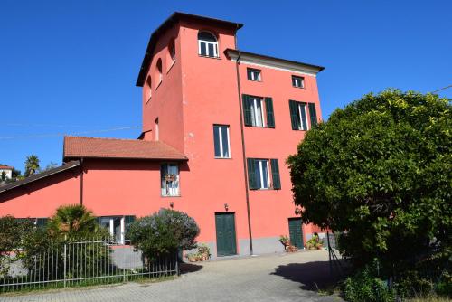  Casa Ligure Ristrutturata 80m2 in Diano Marina