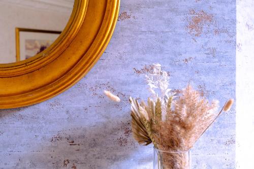 Royal Hotel - image 4