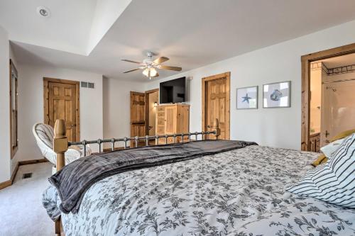 Sunny Providence Cottage Retreat with Kayaks! - image 8