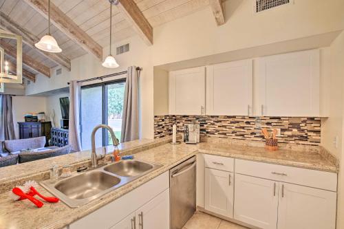 Hacienda Enjoy Serene Views and Resort Living! - image 3