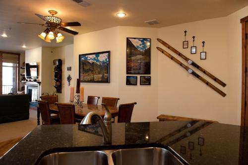 Peregrine Point 305 in Durango Mountain Resort, USA