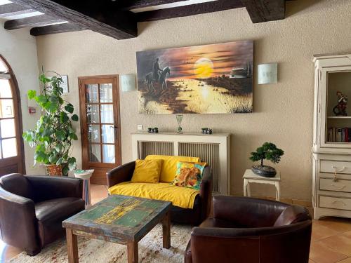 外部景觀, Hôtel Porte de Camargue - Les Quais d'Arles (Hotel Porte de Camargue - Les Quais d'Arles) in 阿爾萊郊區