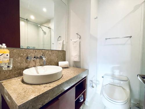 Charming 3BR Virrey Park