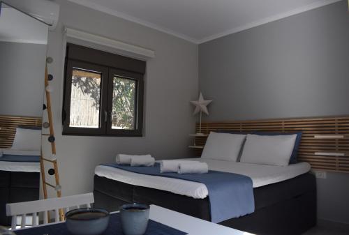 Antigonis Garden House