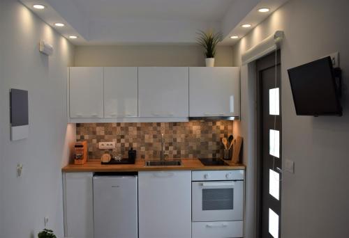 Antigonis Garden House 4