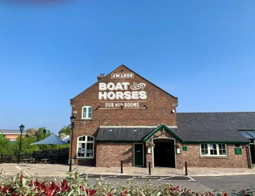 Boat & Horses Inn - image 8