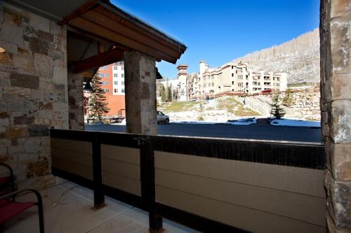 Peregrine Point 103 - image 10