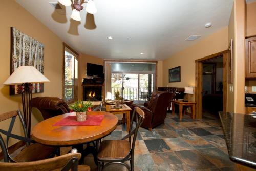 Peregrine Point 201 in Durango Mountain Resort, USA