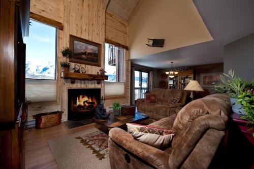 . Cascade Village 56