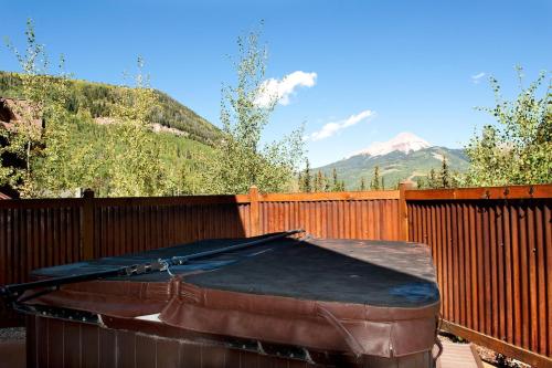 Twilight - 47 Quarry Court - image 2