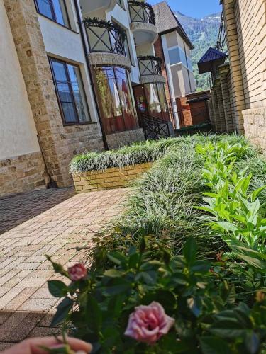 Green Hall Hotel - image 3