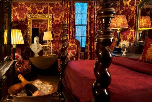 Prestonfield House - image 23