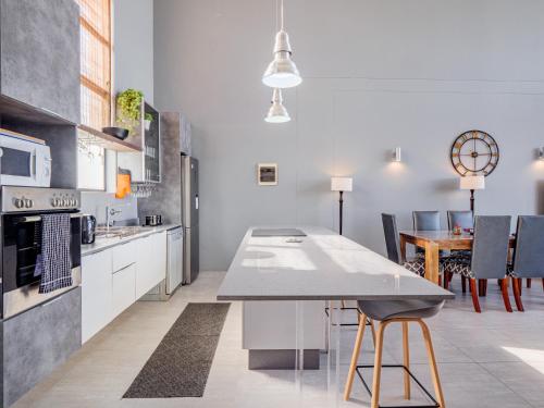 Point Bay - Super Stylish for Less, Durban (fotografie 6)